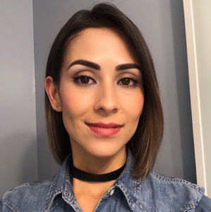 Meet your Posher, Magaly